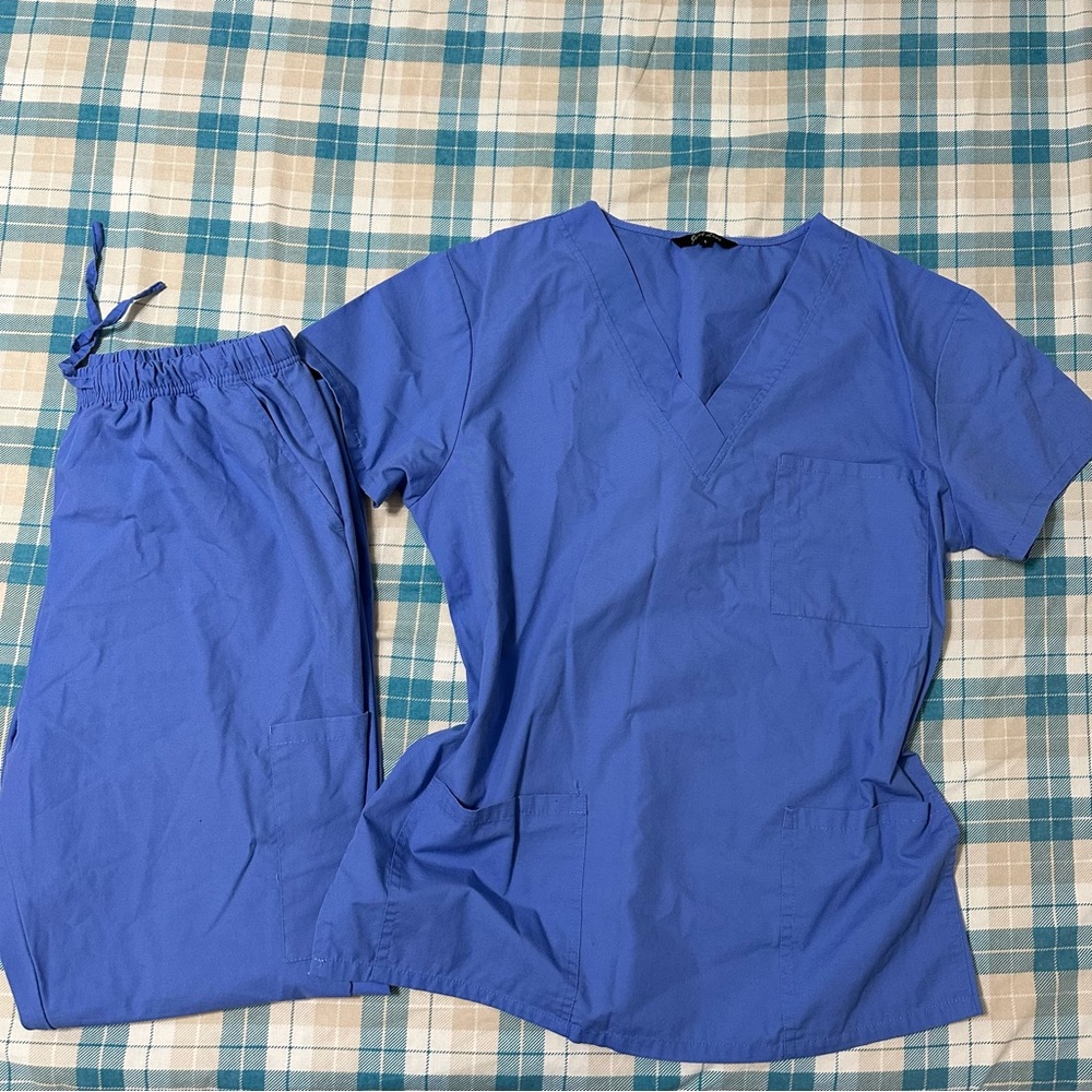 Two piece Medical grade scrubs blue with pockets new nursing scrub